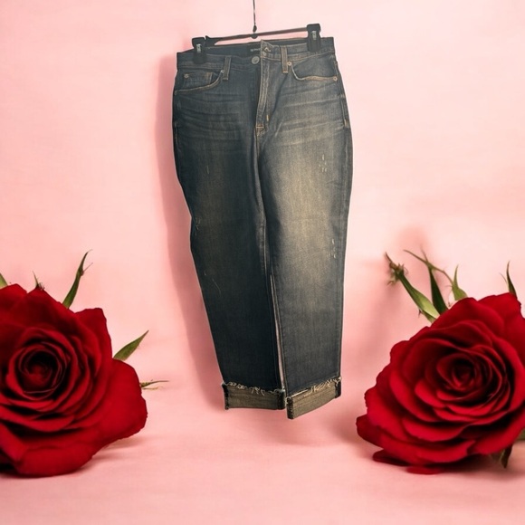 Hudson frayed cropped jeans. Size 28 - Picture 9 of 9